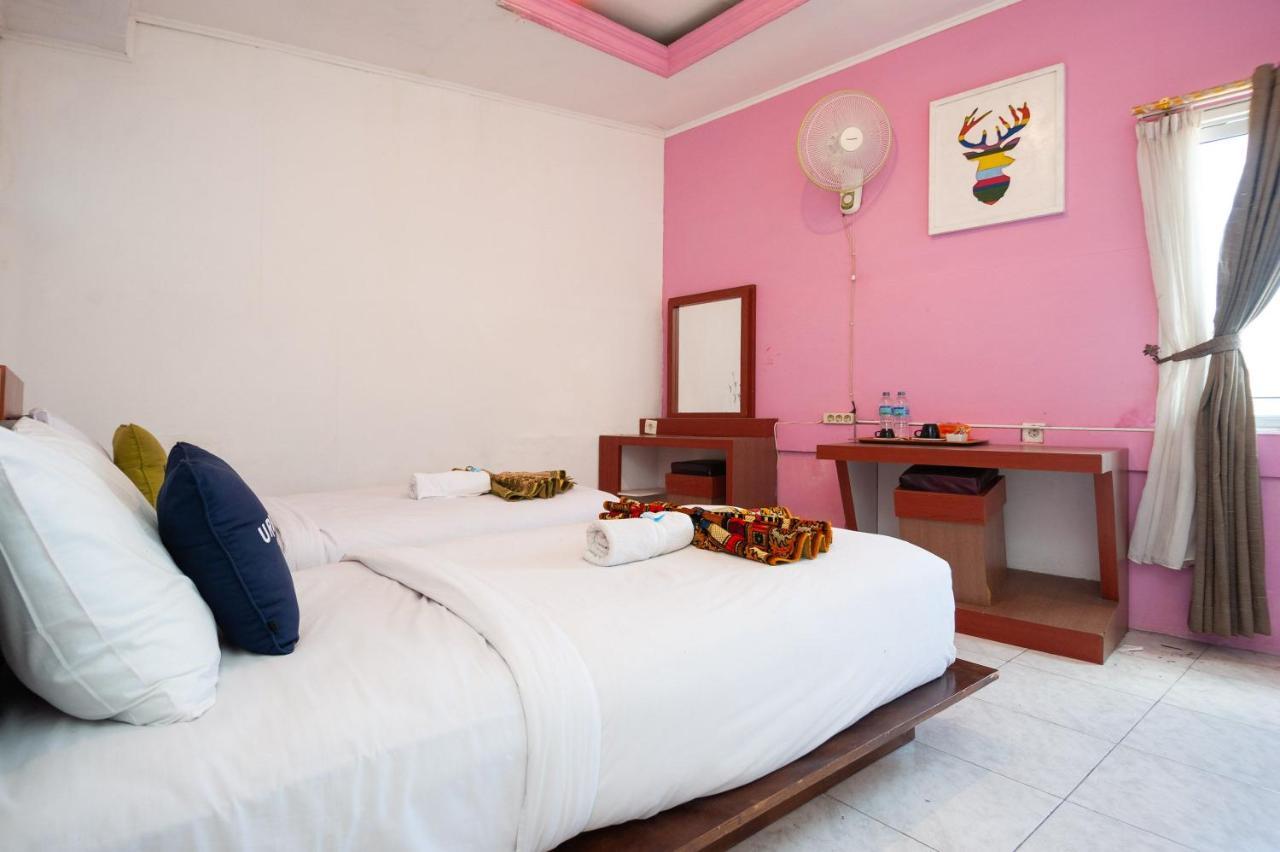 Urbanview Hotel Ananda Syariah By Reddoorz Букиттинги Экстерьер фото
